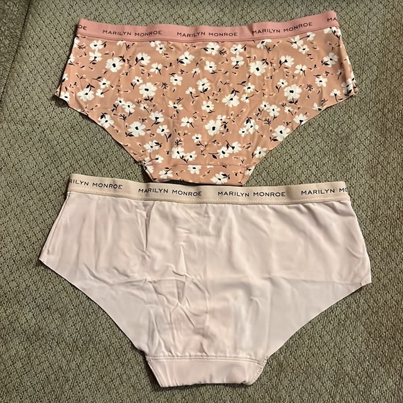 NWOT - Two pairs of Marilyn Monroe panties / underwear - Picture 2 of 3